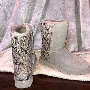 ugg classic short metallic snake